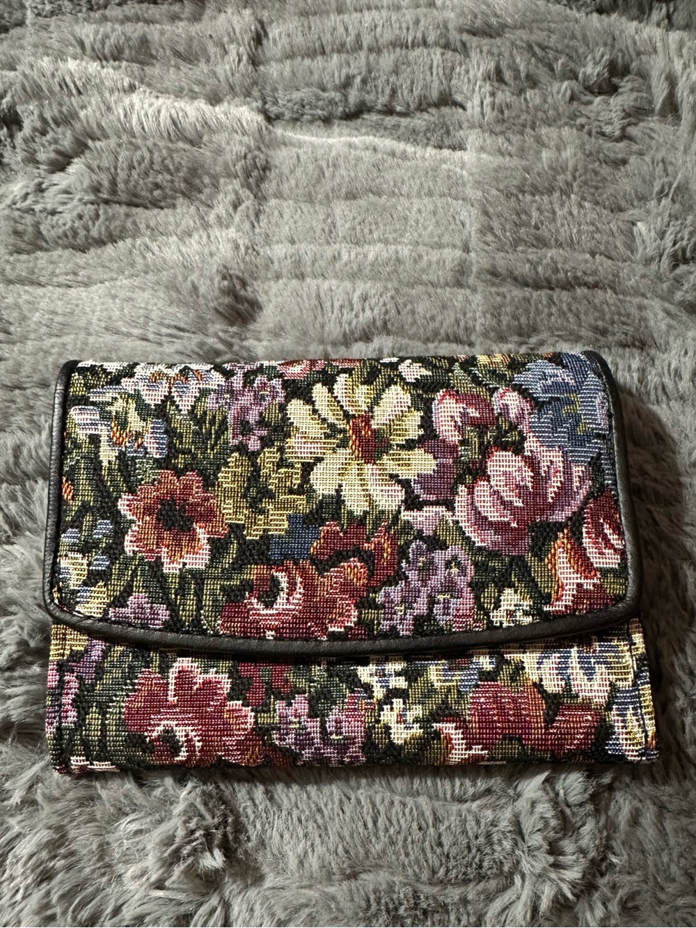 Vintage 1993 Avon Fall Foliage Floral Tapestry Wallet Original Packaging
